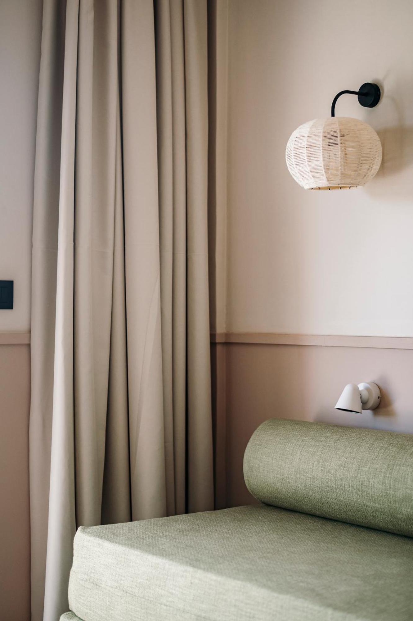 Loadstar Rooms & Suites Контокалі Екстер'єр фото