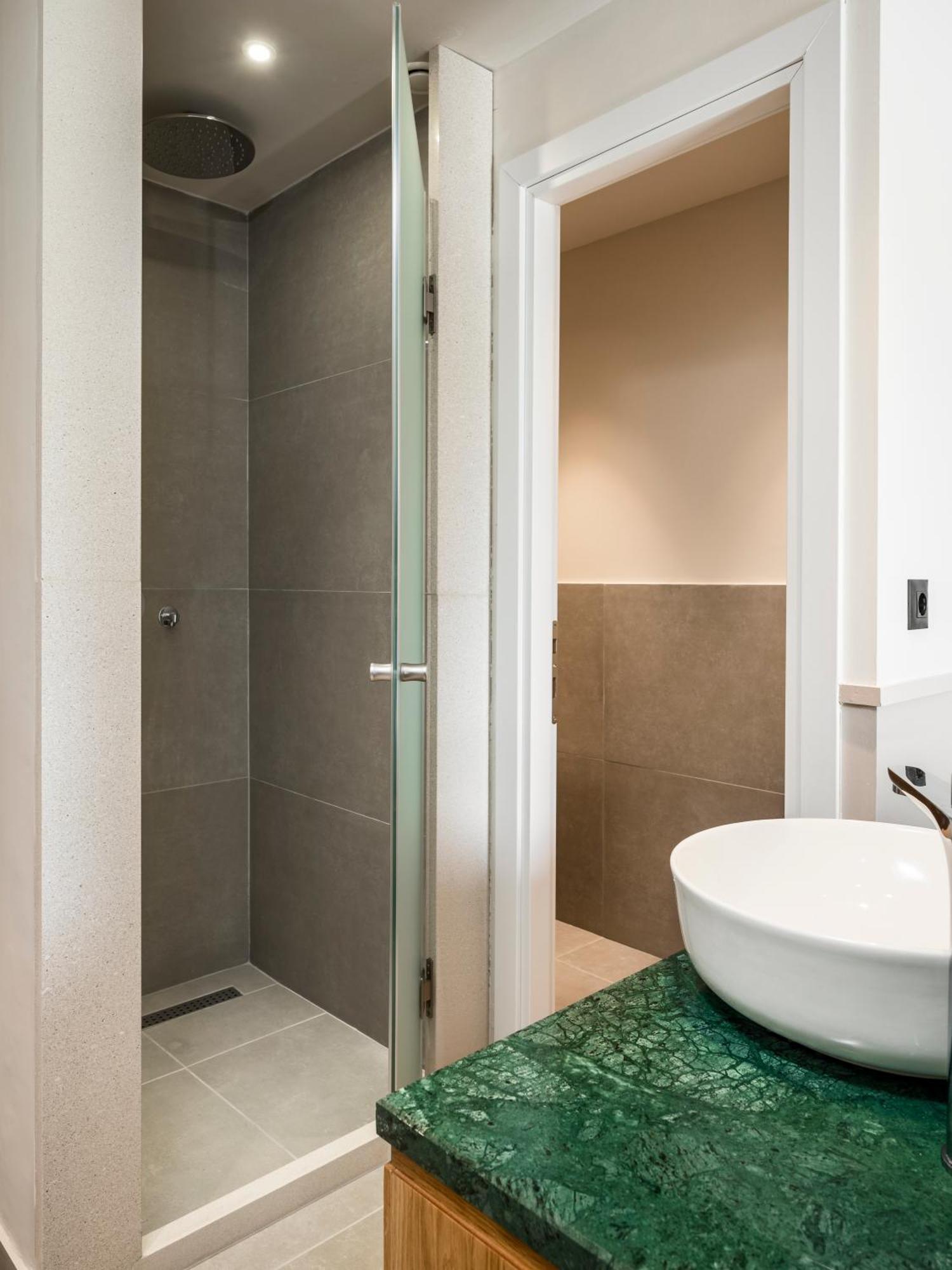 Loadstar Rooms & Suites Контокалі Екстер'єр фото